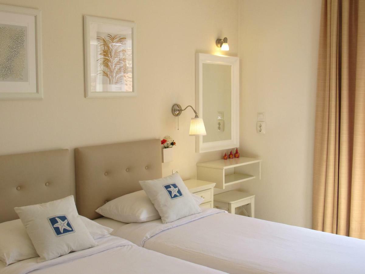 Alexandris Hotel Spetses Town Exterior photo